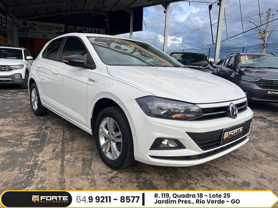 VOLKSWAGEN POLO 1.0 200 TSI COMFORTLINE AUTOMÁTICO